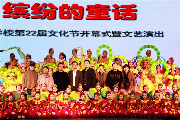 1512724094668957nir2.jpg 11.jpg